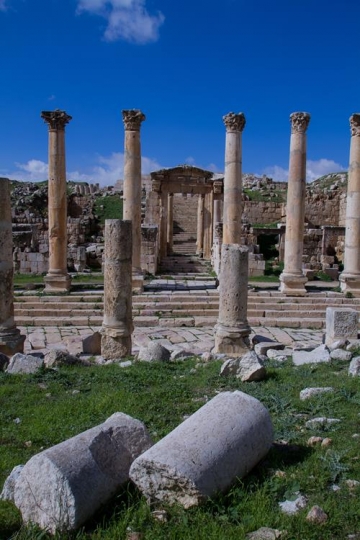 well preserved and restored ruins of jerash(gerasa,greco-roman city of antiquity),jordan