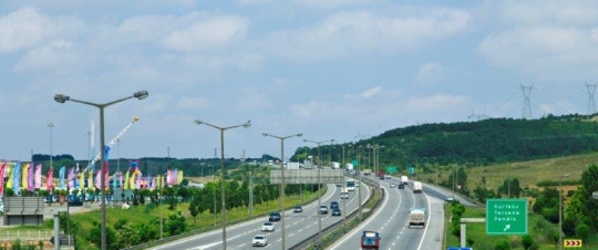 highway road in istabnul