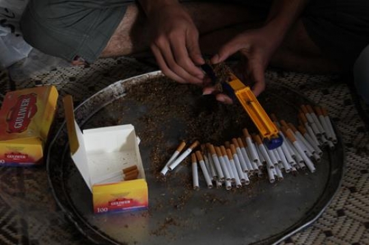 cigarette roller for making ha