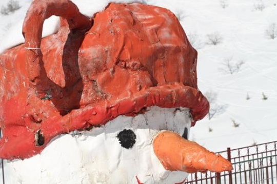gypsum snowman