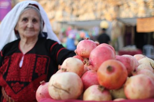 pomegranatey