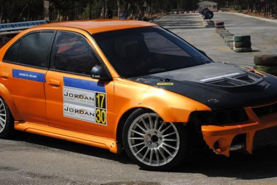 Car on drifting 