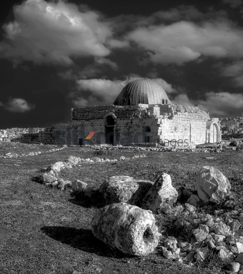 Amman-citadel-qaser-al-deiafa-1-bw