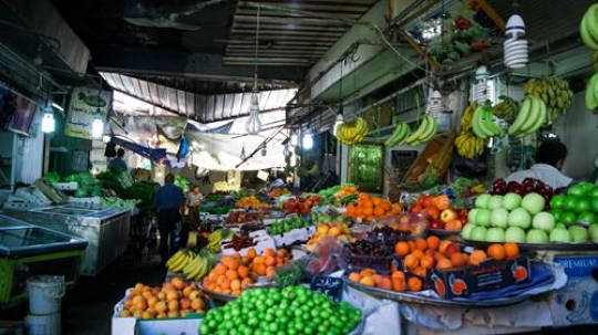 fruits and vegetable market in amman downtown
